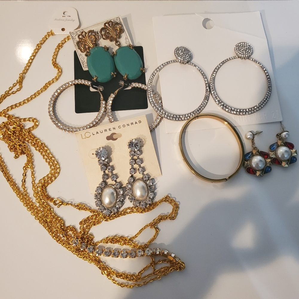 Earrings jewelry bundle